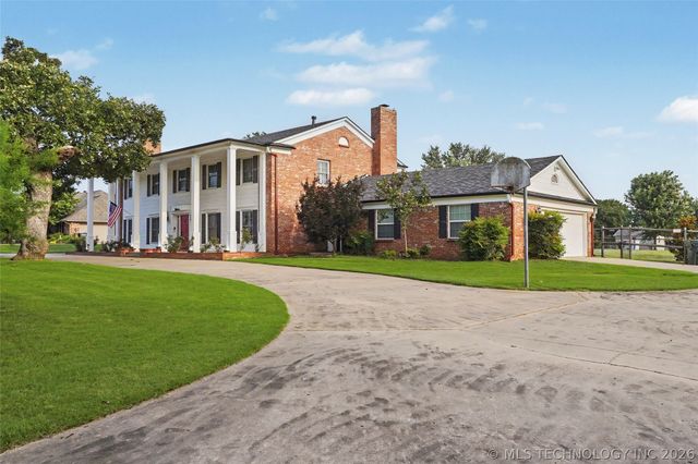 1250 Easy Street, Claremore, OK 74017