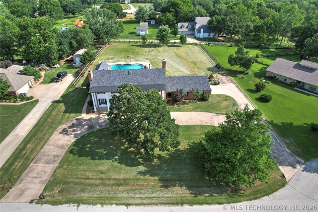 1250 Easy Street, Claremore, OK 74017