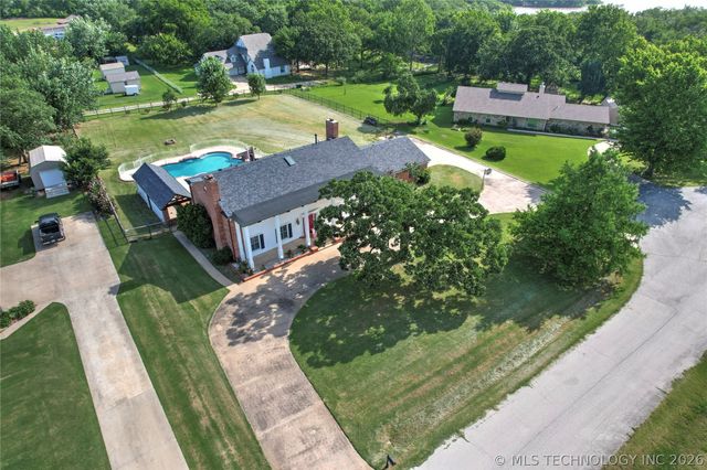 1250 Easy Street, Claremore, OK 74017
