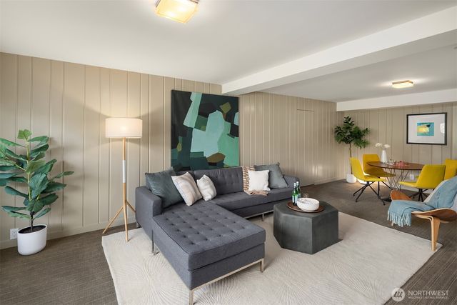 1575 Magnolia Boulevard W, Seattle, WA 98199