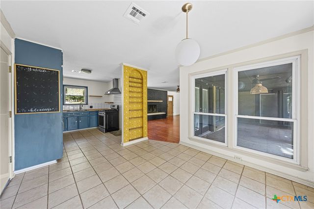 2303 N 15th Street, Temple, TX 76501