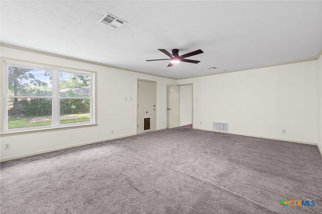 2303 N 15th Street, Temple, TX 76501