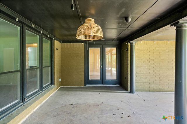 2303 N 15th Street, Temple, TX 76501