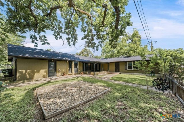 2303 N 15th Street, Temple, TX 76501