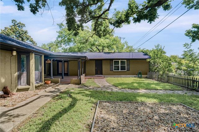 2303 N 15th Street, Temple, TX 76501