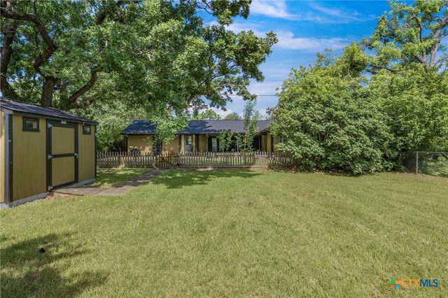 2303 N 15th Street, Temple, TX 76501