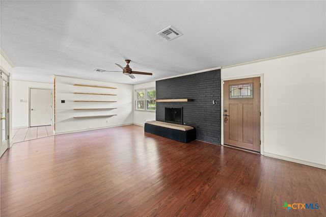 2303 N 15th Street, Temple, TX 76501