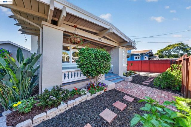 5823 Seminary Ct, Oakland, CA 94605