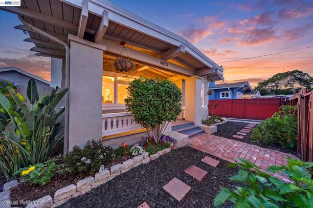 5823 Seminary Ct, Oakland, CA 94605