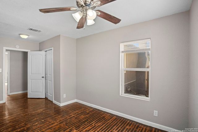 1530 SW 19th Street, San Antonio, TX 78207