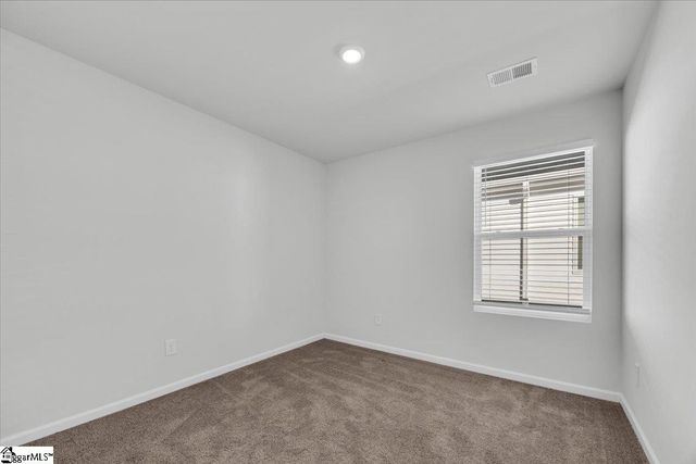 127 Ella B Lane, Easley, SC 29640