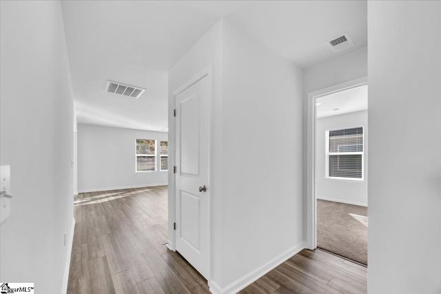 127 Ella B Lane, Easley, SC 29640