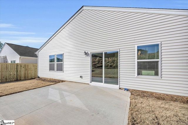 127 Ella B Lane, Easley, SC 29640