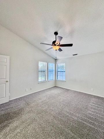 1205 Saddle Ct, Auburn, CA 95603