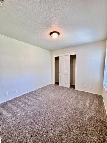 1205 Saddle Ct, Auburn, CA 95603