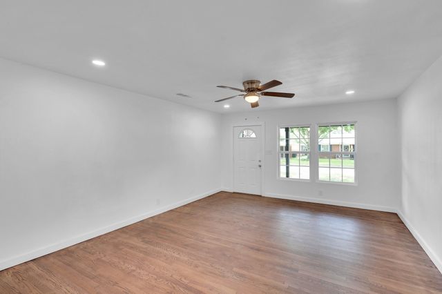 6124 Sundown Drive, Fort Worth, TX 76114