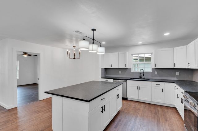 6124 Sundown Drive, Fort Worth, TX 76114