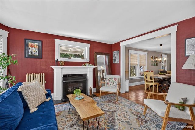 45 Park Street, Oxford Village, MI 48371