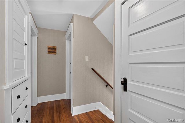 45 Park Street, Oxford Village, MI 48371