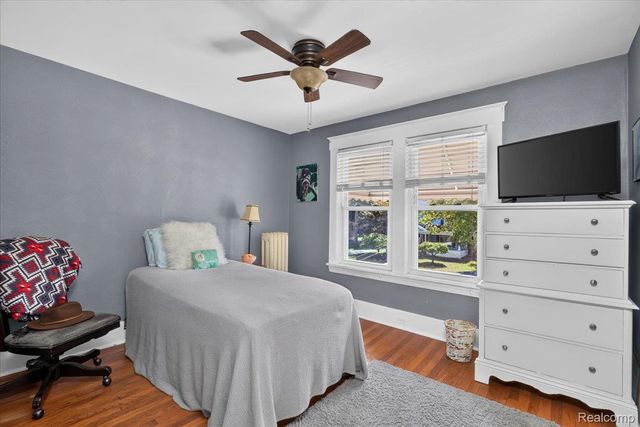 45 Park Street, Oxford Village, MI 48371