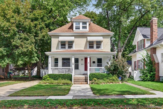 45 Park Street, Oxford Village, MI 48371