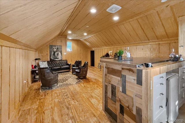 45 Park Street, Oxford Village, MI 48371