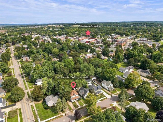 45 Park Street, Oxford Village, MI 48371