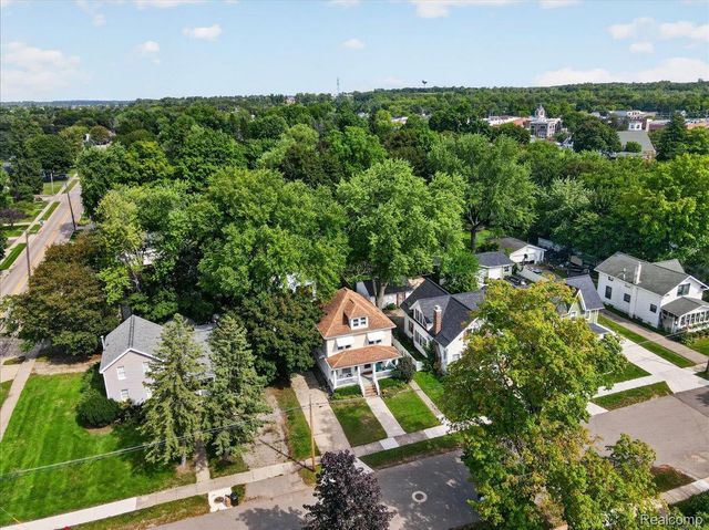 45 Park Street, Oxford Village, MI 48371