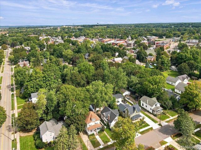 45 Park Street, Oxford Village, MI 48371