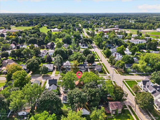 45 Park Street, Oxford Village, MI 48371