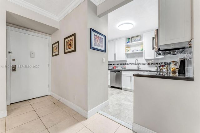 4330 Hillcrest Dr 516 516, Hollywood, FL 33021