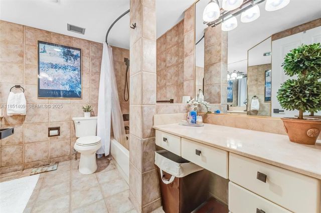 4330 Hillcrest Dr 516 516, Hollywood, FL 33021