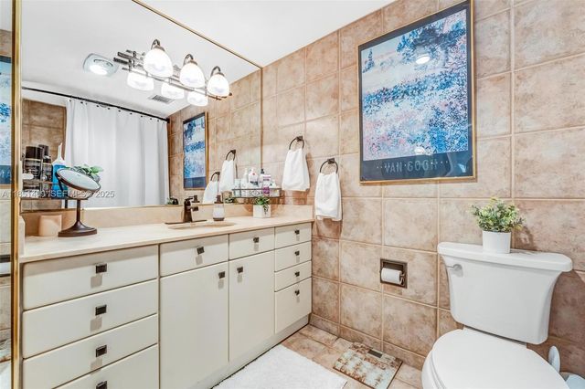 4330 Hillcrest Dr 516 516, Hollywood, FL 33021