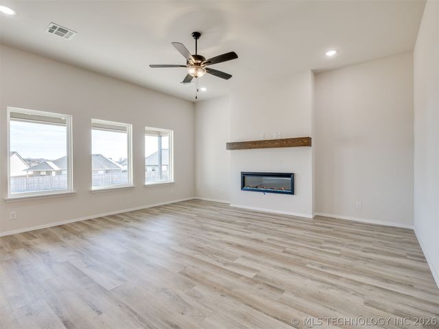 7510 E 90th Place North, Owasso, OK 74055