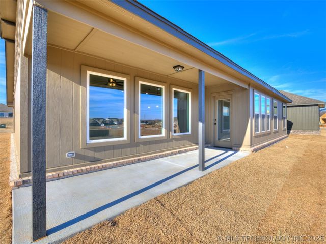 7510 E 90th Place North, Owasso, OK 74055