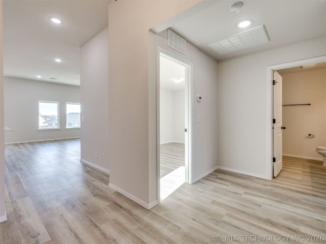 7510 E 90th Place North, Owasso, OK 74055