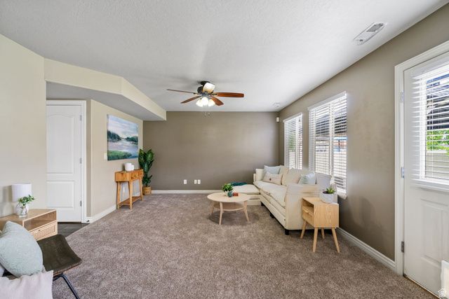 2028 MORNINGSIDE DR, Farmington, UT 84025