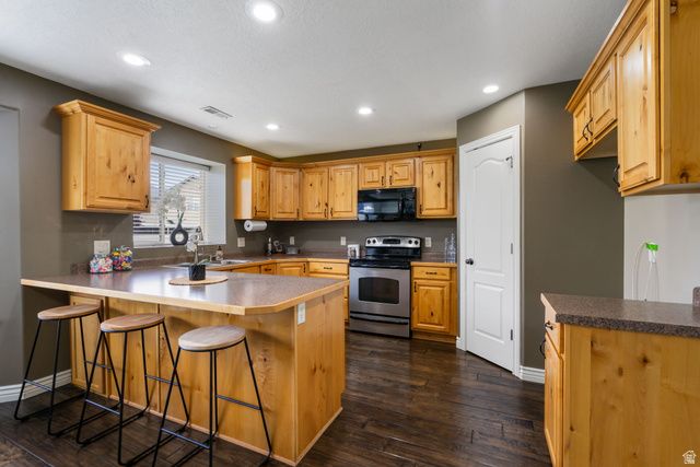 2028 MORNINGSIDE DR, Farmington, UT 84025