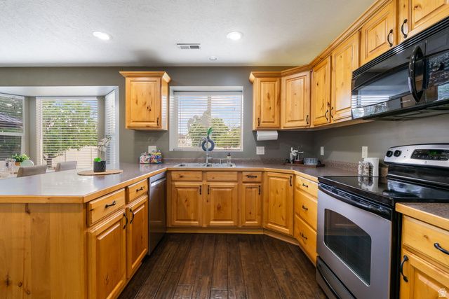 2028 MORNINGSIDE DR, Farmington, UT 84025