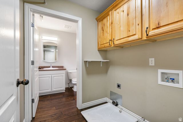 2028 MORNINGSIDE DR, Farmington, UT 84025
