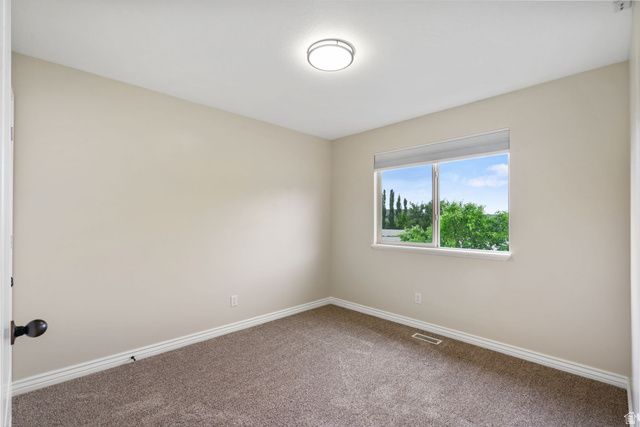 2028 MORNINGSIDE DR, Farmington, UT 84025