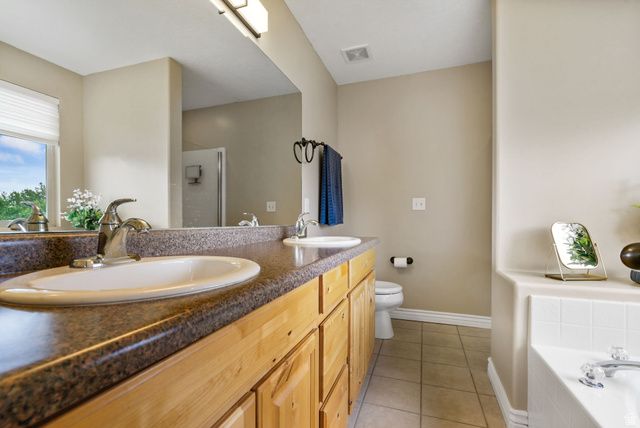 2028 MORNINGSIDE DR, Farmington, UT 84025