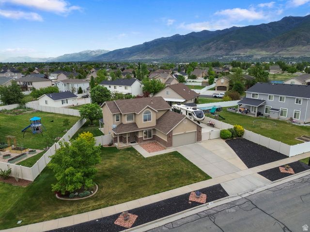 2028 MORNINGSIDE DR, Farmington, UT 84025