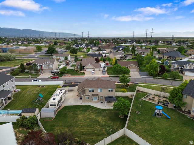2028 MORNINGSIDE DR, Farmington, UT 84025