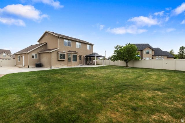 2028 MORNINGSIDE DR, Farmington, UT 84025