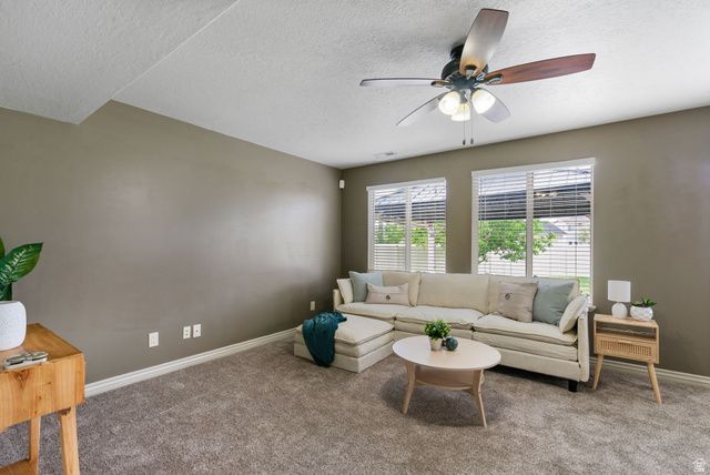 2028 MORNINGSIDE DR, Farmington, UT 84025