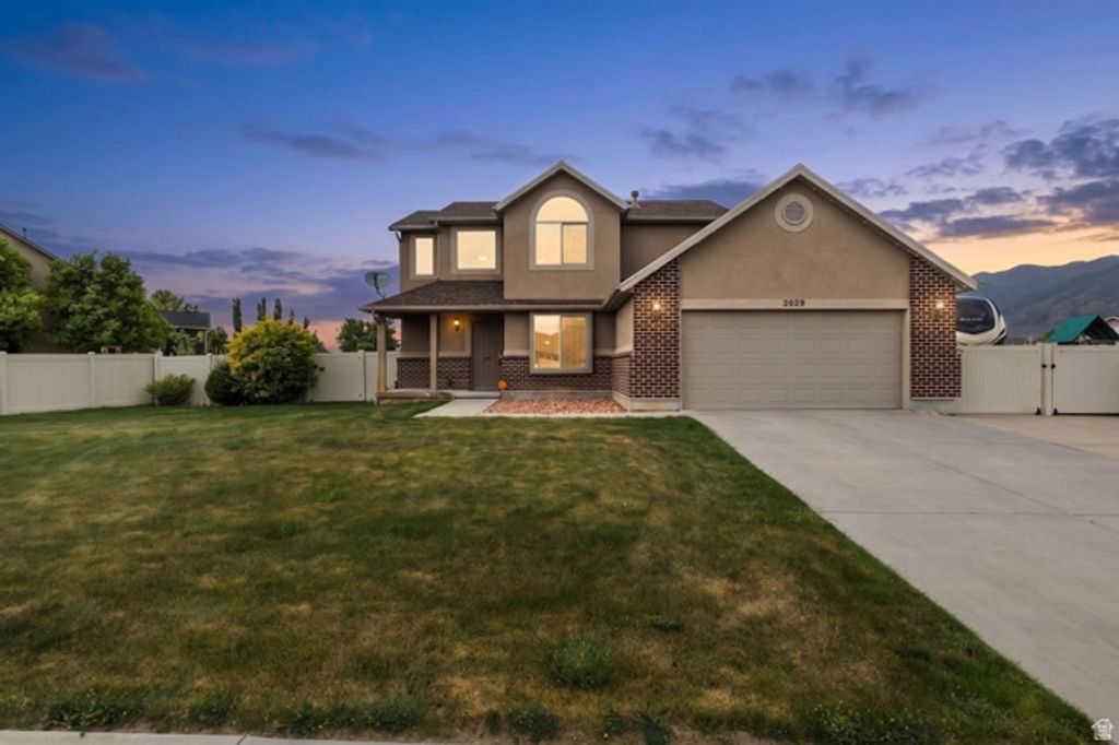 2028 MORNINGSIDE DR, Farmington, UT 84025