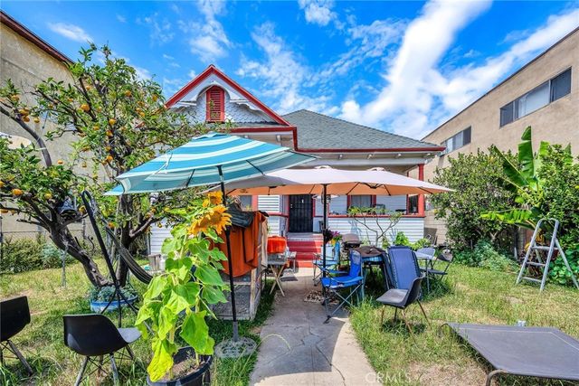 2261 W 15th Street, Los Angeles, CA 90006