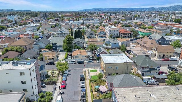 2261 W 15th Street, Los Angeles, CA 90006