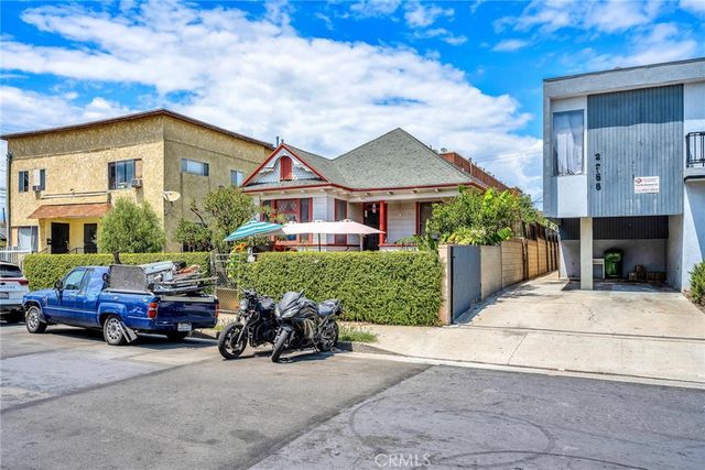 2261 W 15th Street, Los Angeles, CA 90006